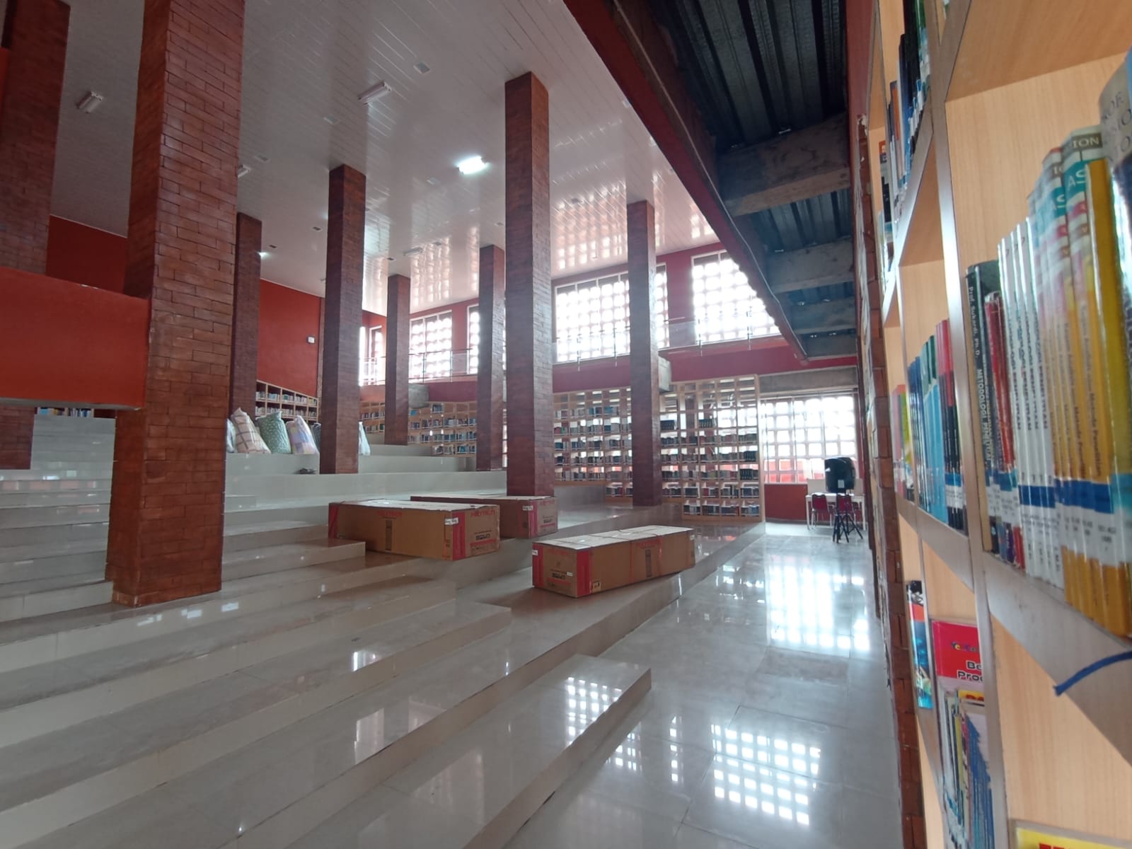 perpustakaan%20kab%20gowa%20smartcity.gowakab.go.id - 5 Rekomendasi Perpustakaan Estetik yang Wajib Kamu Kunjungi